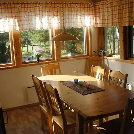 Semesterbostad Marbyfjärden Seaside Village Lyckan *