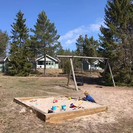 Semesterbostad Marbyfjärden Seaside Village Lyckan